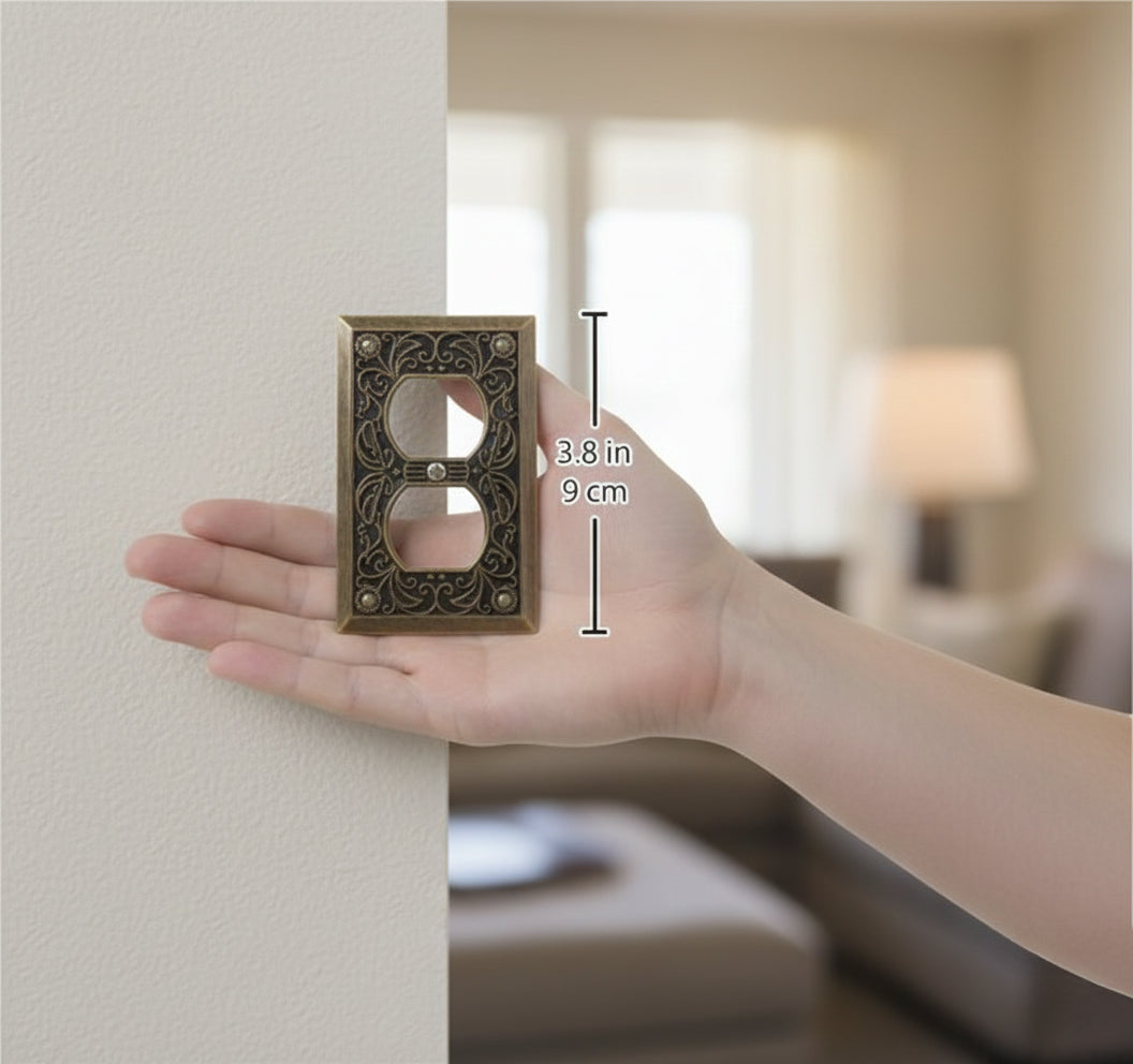 Decorative Filigree Duplex Wall Plate Cover, Single Receptacle Outlet Cover with Antique Brass Finish, Metal Electrical Wallplate for Home Decor