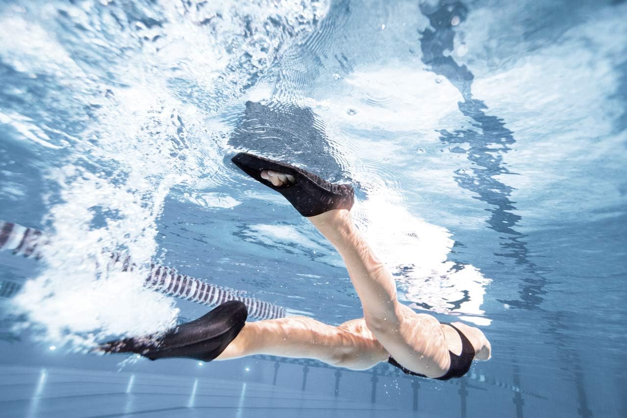 arena Powerfin Hook Swim Training Fins, Black/Silver, 7.5-8.5