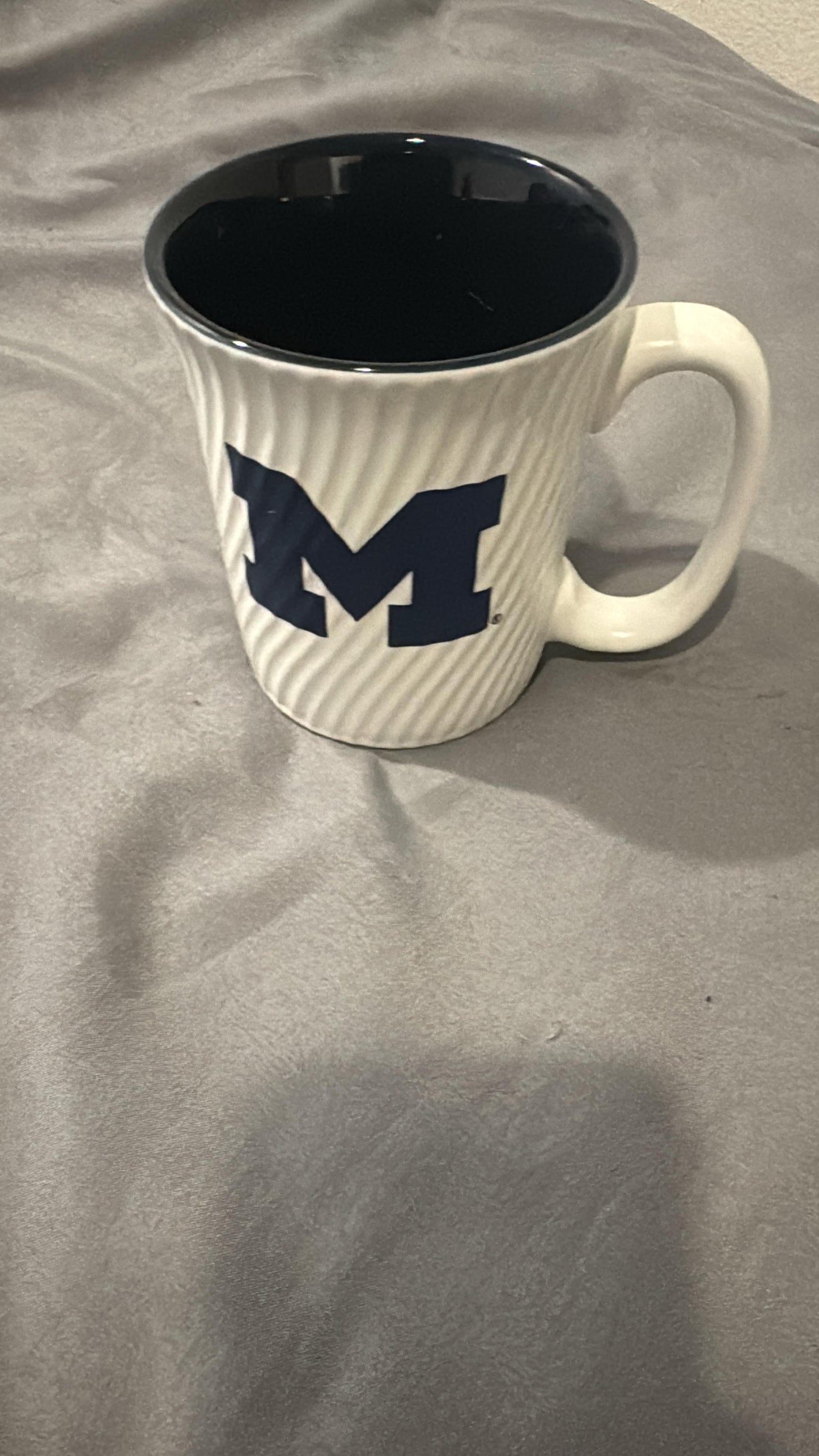 Generic Ceramic Coffee Mug with Letter “M” Design, White Textured Finish